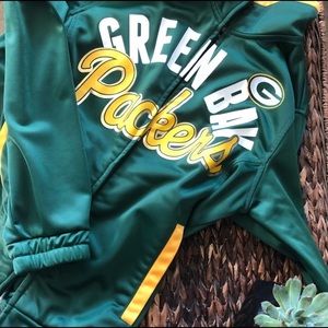 Green Bay Packets zip up sweater